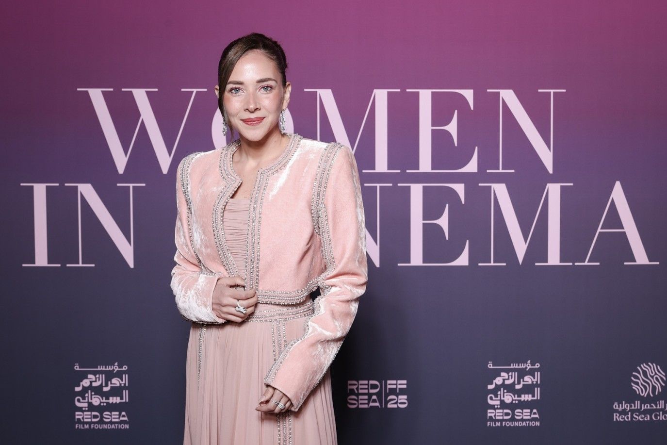 مكياج وتسريحات النجمات في احتفالية المرأة في السينما ضمن مهرجان كان السينمائي 2025