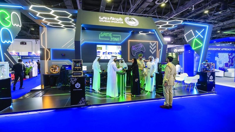 الامارات | «استوديو الصُنّاع» يعزز مفاهيم الأمن بأدوات إبداعية