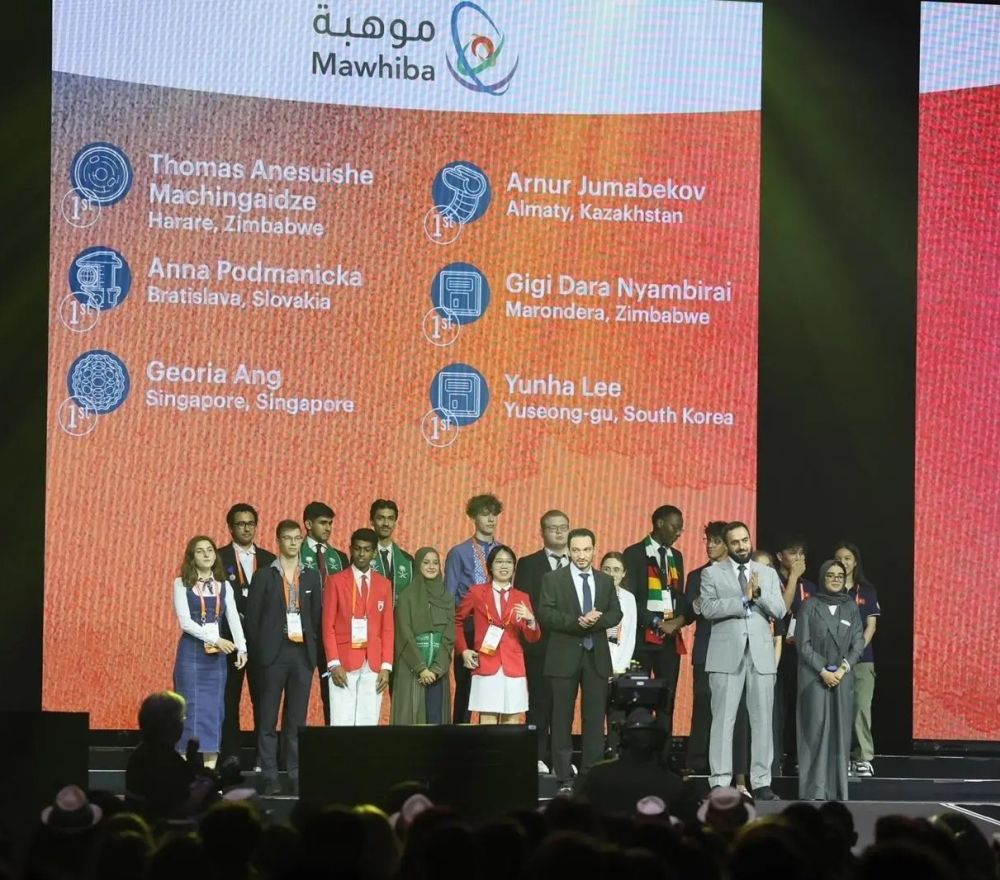 طلبة المملكة يحصدون 9 جوائز خاصة في معرض "آيسف 2025".. والأنظار تتجه للجوائز الكبرى