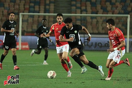 الأهلى يهزم البنك الأهلى بقاضية وسام أبو على ويقترب من حسم لقب الدورى.. صور