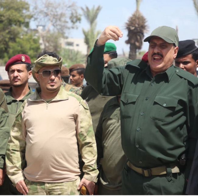 مدير أمن العاصمة عدن يشهد تخرج كتيبة التدخل السريع بقوات الطوارئ ويشدد على الجاهزية والانضباط الأمني