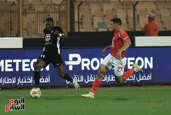 الأهلى يهزم البنك الأهلى بقاضية وسام أبو على ويقترب من حسم لقب الدورى.. صور
