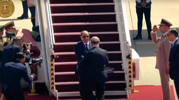 السيسي يغادر بغداد بعد مشاركته في القمة العربية ويشيد بالعلاقات مع العراق