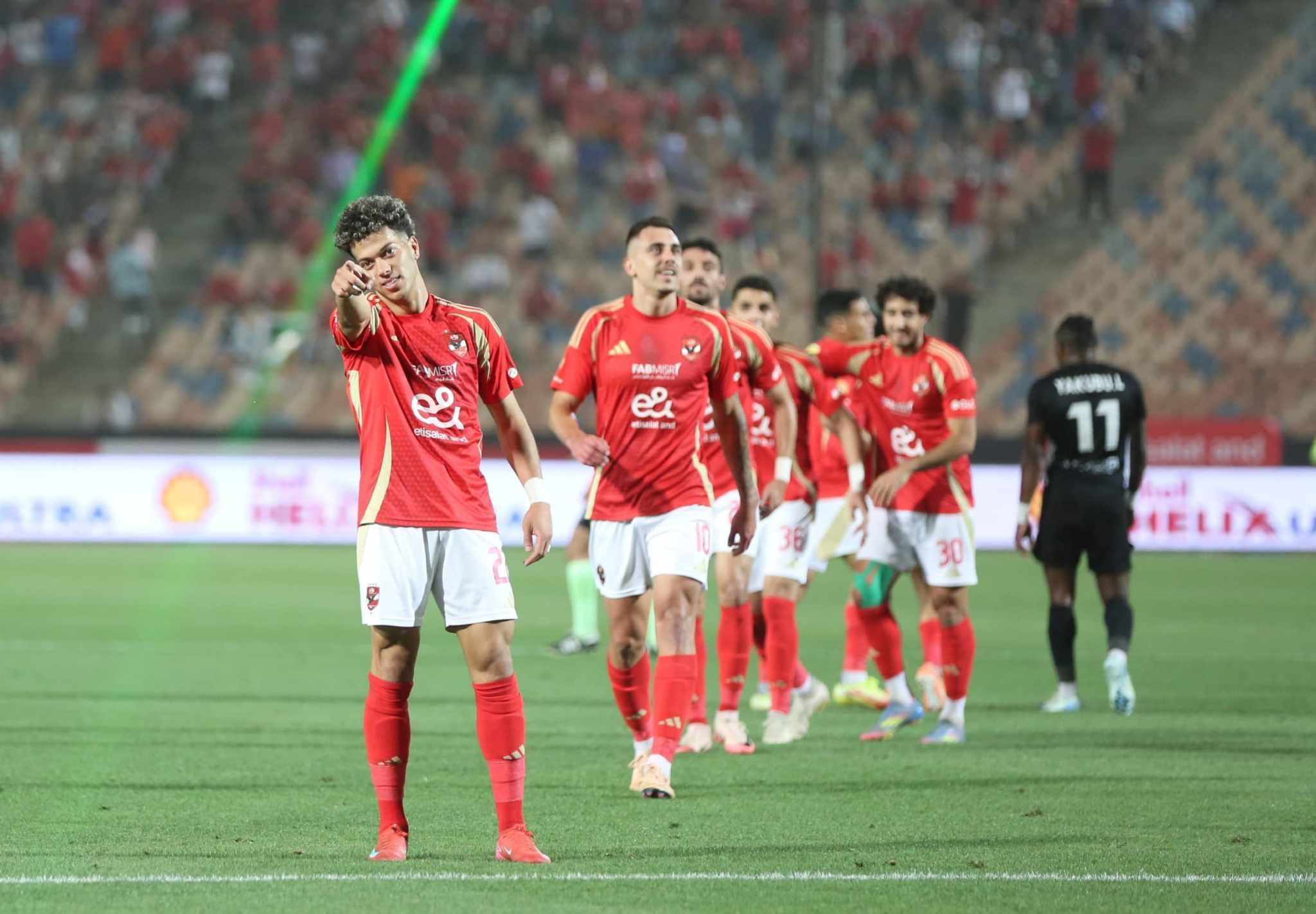 في الوقت القاتل.. الأهلي ينتزع فوزًا مثيرًا على البنك الأهلي بهدف وسام أبو علي