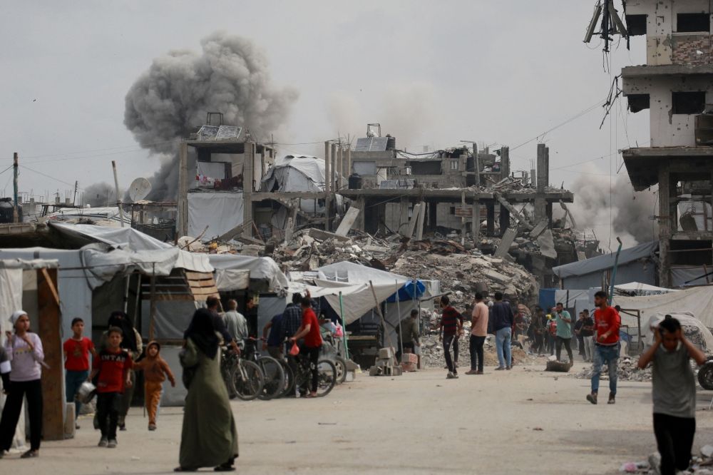 عدوان مستمر.. قصف مدفعي وجوي مكثف على مناطق متفرقة من قطاع غزة