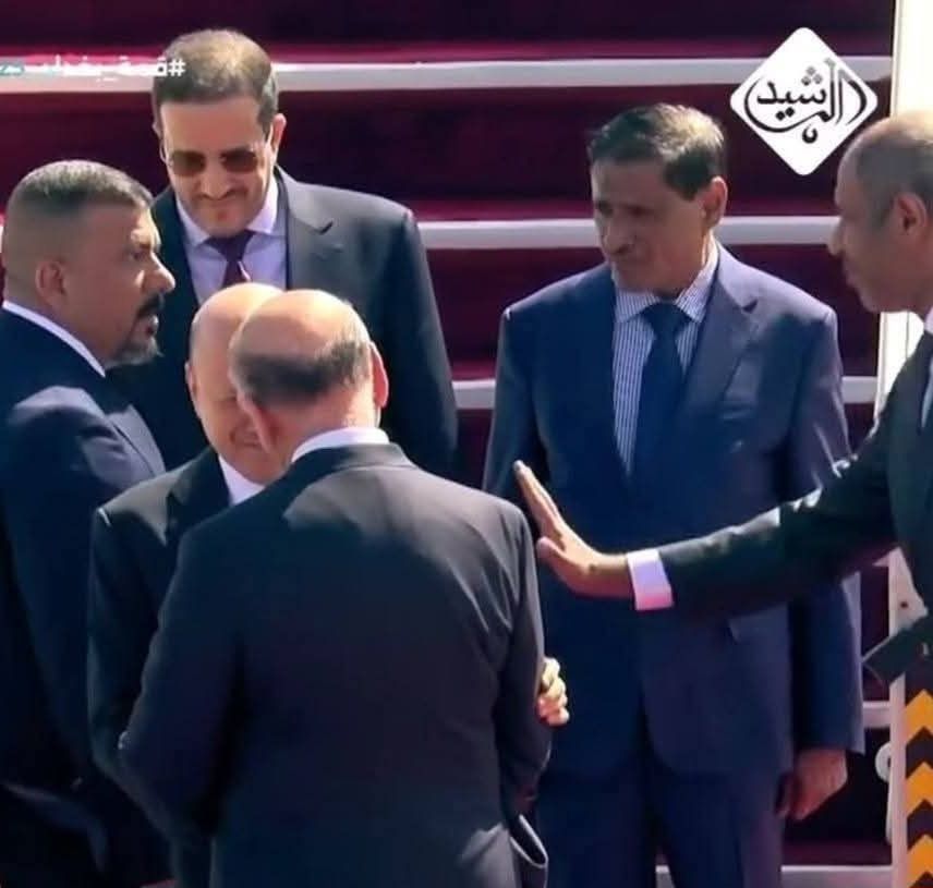 لماذا لم يعد رئيس الوزراء إلى العاصمة المؤقتة عدن؟ إليك السبب الحقيقي