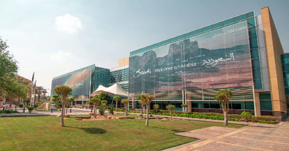 السعودية | السياحة تُشدد على ترخيص مرافق الضيافة لتفادي العقوبات