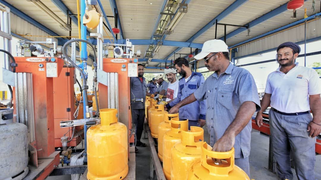 شركة الغاز تطلق مشروع استبدال آلاف الأسطوانات التالفة في مأرب