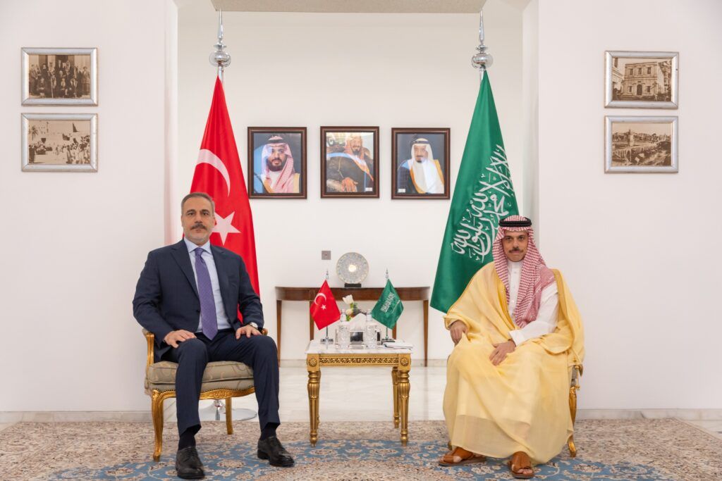 السعودية | سمو وزير الخارجية يستقبل معالي وزير خارجية الجمهورية التركية السيد هاكان فيدان