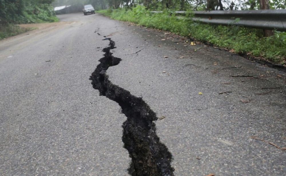 دون خسائر بشرية.. زلزال بقوة 4.9 ريختر يضرب إندونيسيا