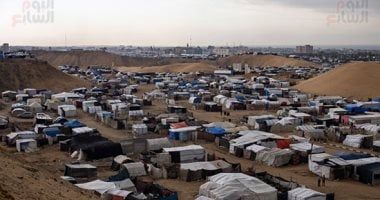 12 شهيدا بقصف على نازحين فى مواصى خان يونس