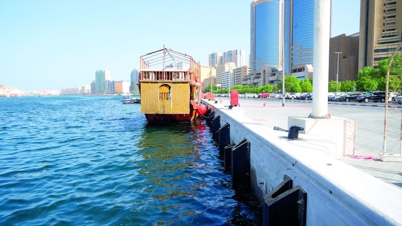 الامارات | إنجاز تطوير الرصيف البحري لخور دبي من جهة ديرة