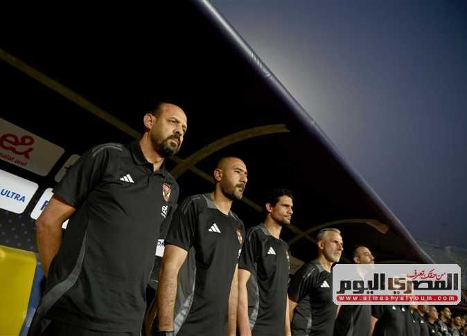 ريفيرو يعقد جلسة خاصة مع عماد النحاس