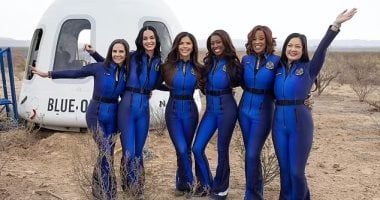 تكنولوجيا: رائد الفضاء البريطانى تيم بيك ينتقد مهمة الفنانة كاتى بيرى الفضائية