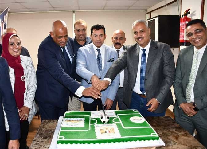 وزير الشباب والرياضة يشهد قرعة دوري مراكز الشباب لمحافظة الجيزة