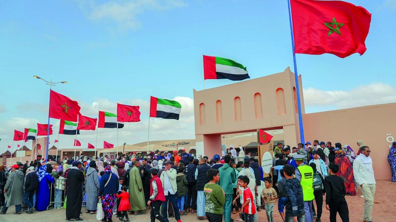 الامارات | جناح الإمارات يستقطب زوار موسم طانطان في المغرب