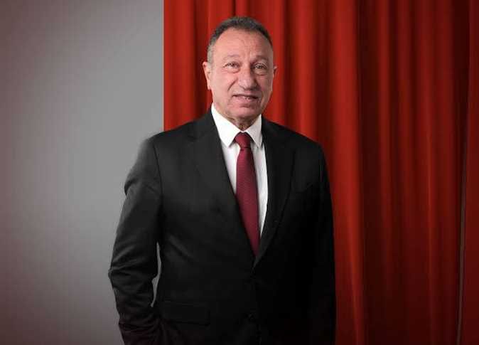 بالأسماء.. الخطيب يُحدد 5 صفقات سوبر للانتقال إلى الأهلي.. تقرير يكشف