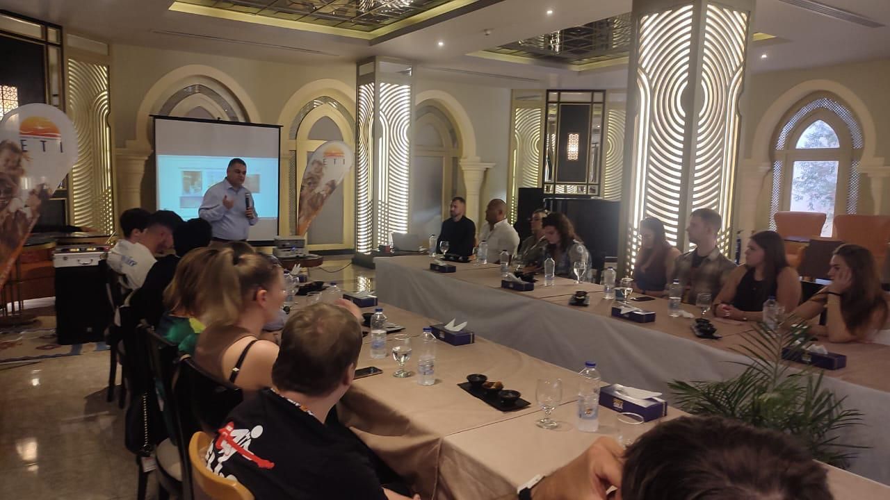 السياحة تنظم رحلات تعريفية لشركات السياحة من السوق البولندى للمقصد المصرى