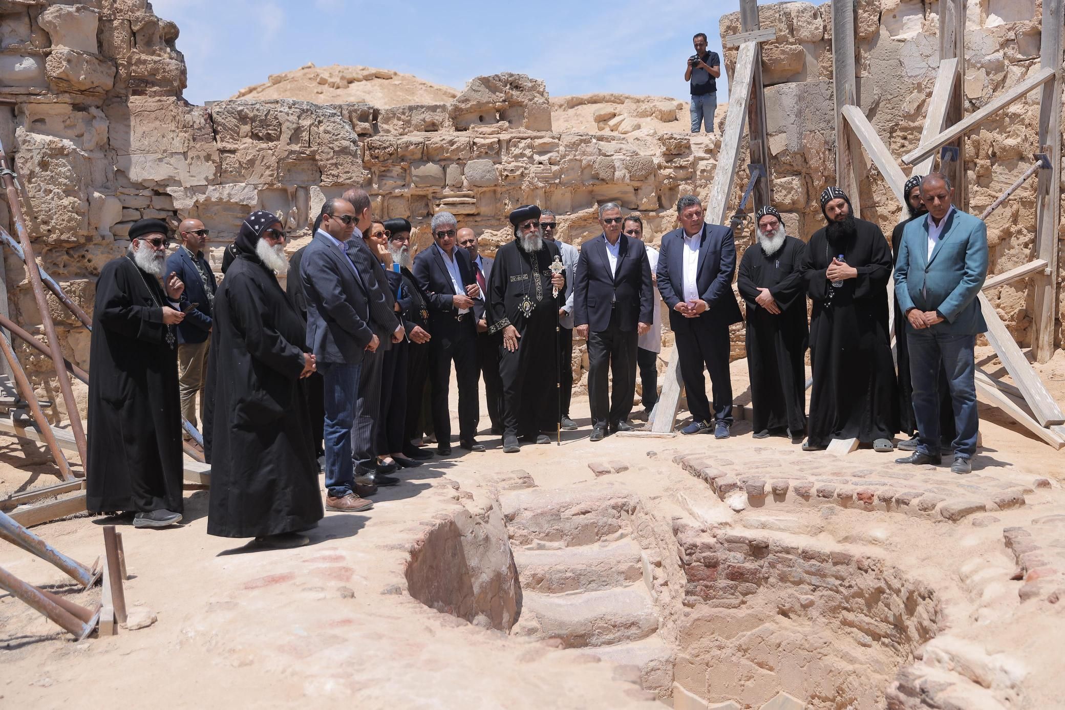 تفاصيل جولة البابا تواضروس ووزير السياحة لموقع أبو مينا الأثري ودير مارمينا بالإسكندرية