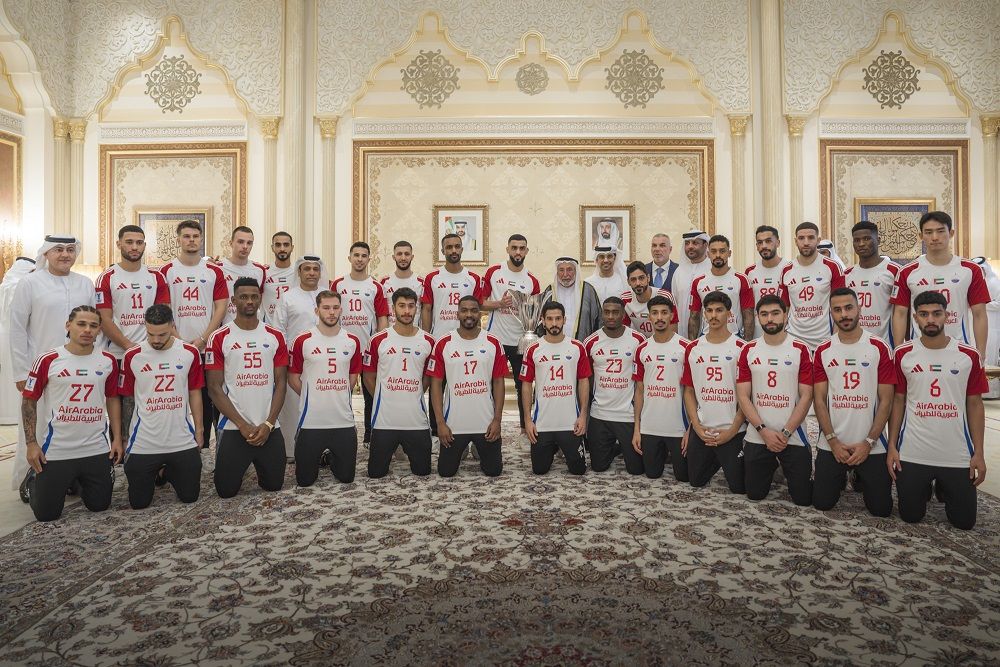 الامارات | حاكم الشارقة: سألوني عن طلب المنتخب لكوزمين فقلت لو تريدون أحد أولادي لأعطيتكم إياه