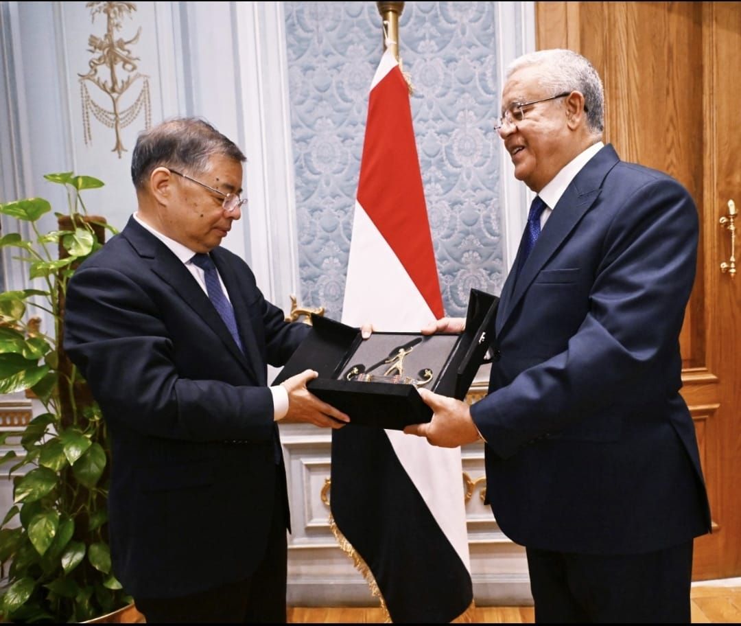 رئيس مجلس النواب يستقبل عضو المكتب السياسى للحزب الشيوعى الصينى