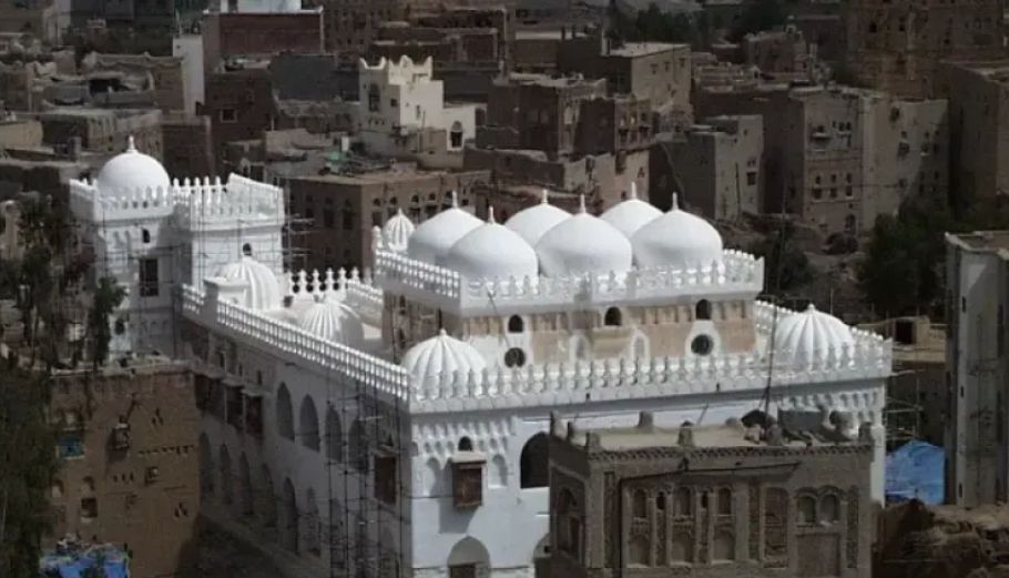 بمحافظة البيضاء...القبض على متهمين باغتصاب وقتل طفلة ورميها في بئر