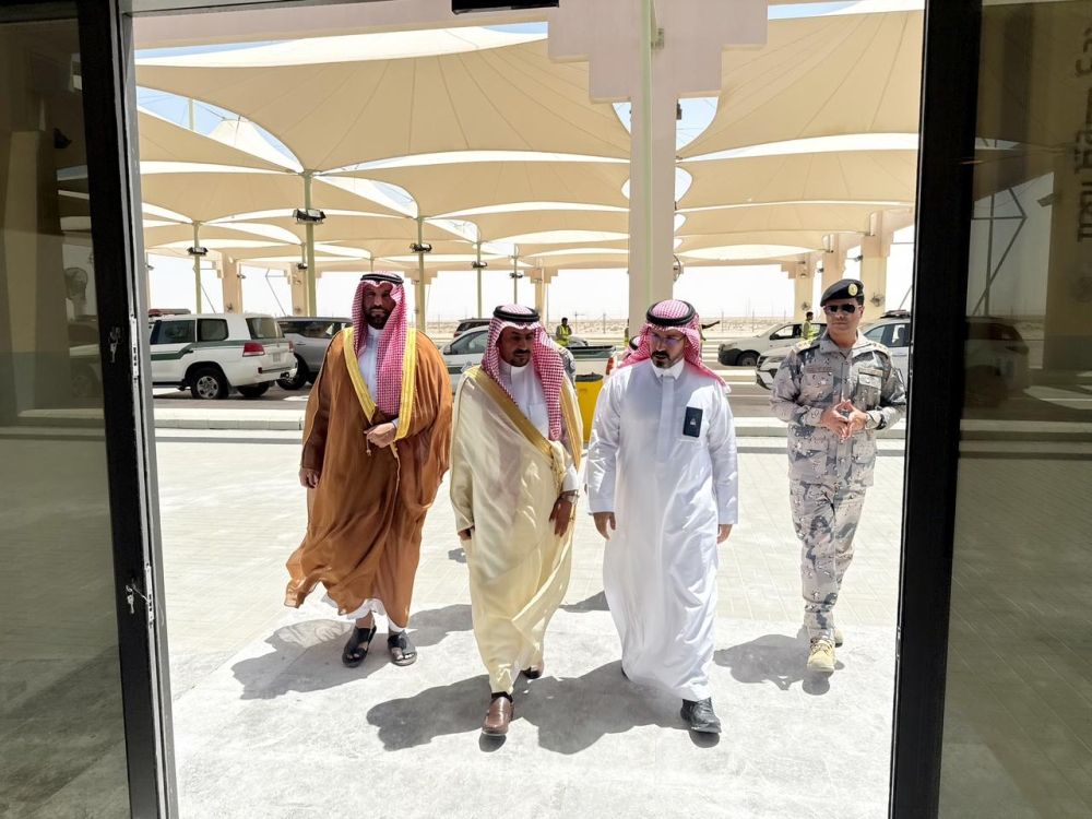 مع بدء استقبال الحجاج الروس.. محافظ العديد يتفقد جاهزية منفذ البطحاء