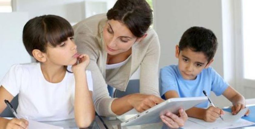 عاجل: 7 خطوات لتقليل توتر الامتحانات لدى أطفالك.. أبرزها الاهتمام بالتغذية