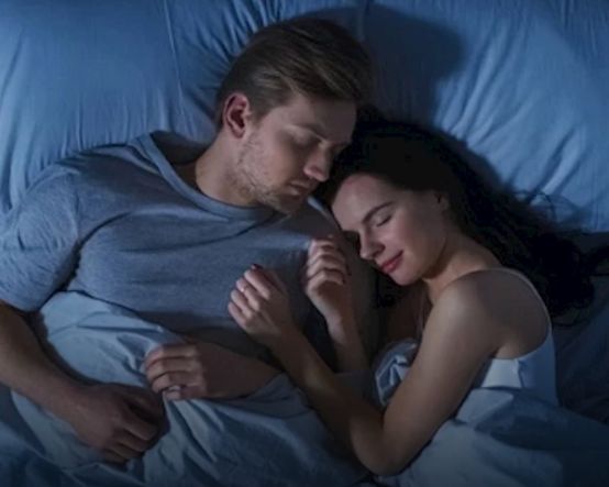 لحياة جنسية أفضل... 6 أشياء واظب عليها قبل النوم