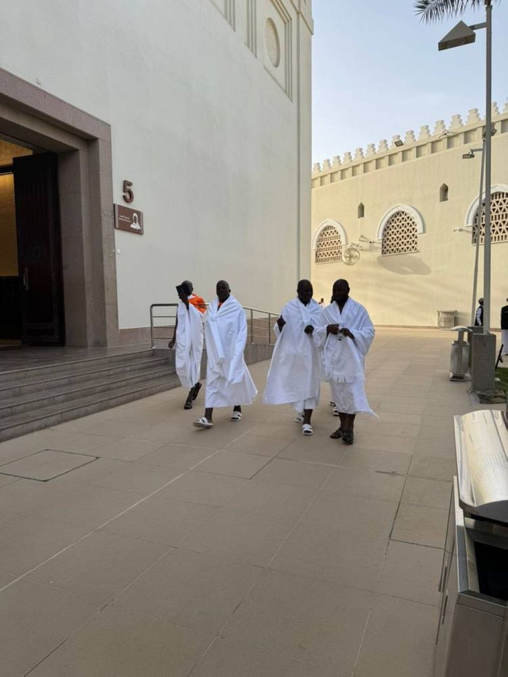 ميقات ذي الحليفة نقطة انطلاق لمناسك الحج