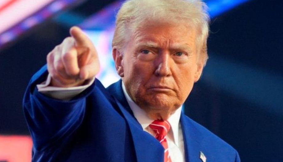 بينهم عشرات اليمنيين...الكشف عن خطة ترامب لترحيل المهاجرين