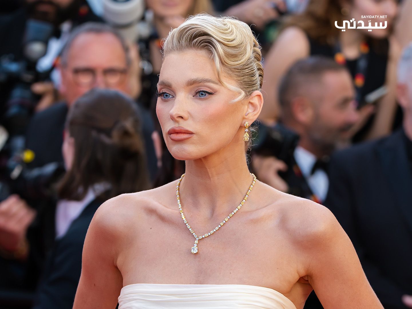 نجمات مهرجان كان 2025 بيومه الثامن: ملامح مصقولة بمكياج ساحر وتسريحة الكعكة تسيطر