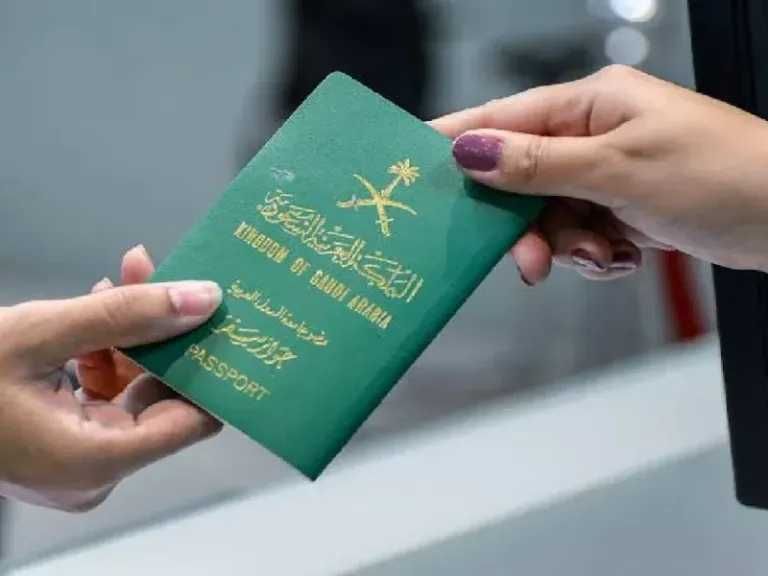 صادم لكل اليمنيين ...شرط صارم لتجديد الإقامة في السعودية يربك المقيمين "بيان"