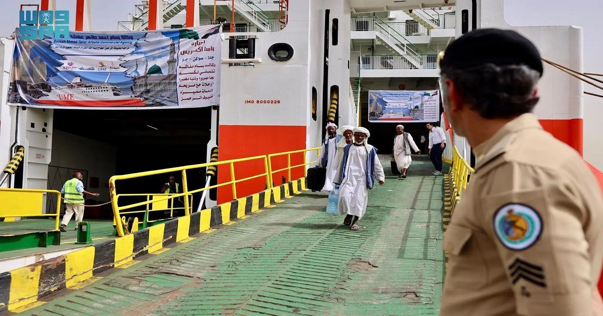 حرس الحدود يواصل استقبال حجاج السودان عبر ميناء جدة الإسلامي