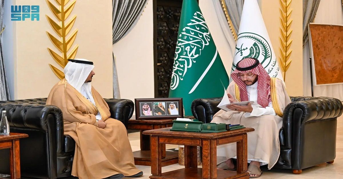 السعودية | محافظ الطائف يلتقي مدير مركز التنمية الاجتماعية
