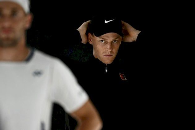 رولان غاروس: سينر يستهل مشواره بلقاء ريندركنيش وألكاراس حامل اللقب مع نيشيكوري