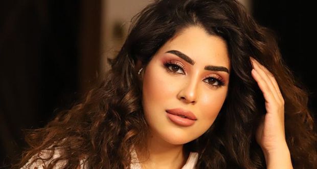 رسالة غامضة من آيتن عامر عن الشك والوجوه المزيّفة