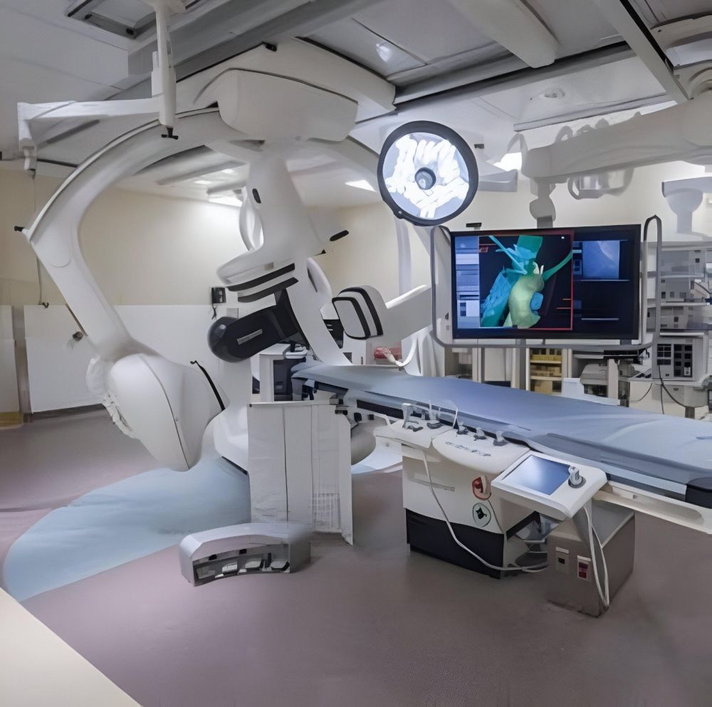 المدينة المنورة.. نجاح أول عملية لخشونة الركبة بالأشعة التداخلية