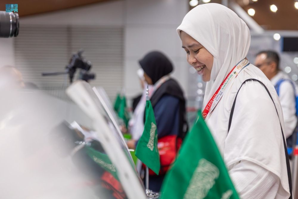 ماليزيا.. مغادرة أول المستفيدين من مبادرة طريق مكة إلى المملكة