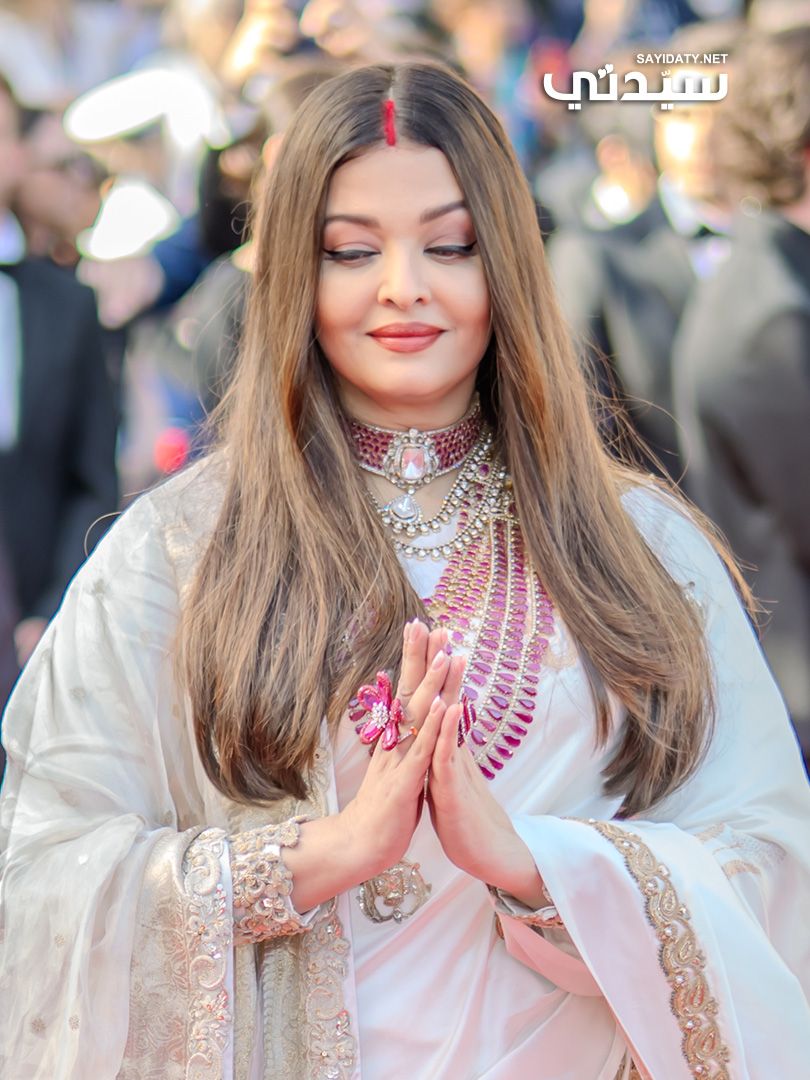 مهرجان كان السينمائي في يومه التاسع: صيحات جمالية من النجمات بين الجرأة والتجدد