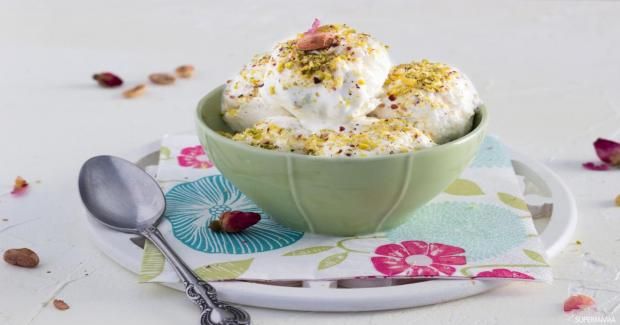 ماذا يحدث لجسمك عند تناول الآيس كريم يوميا؟