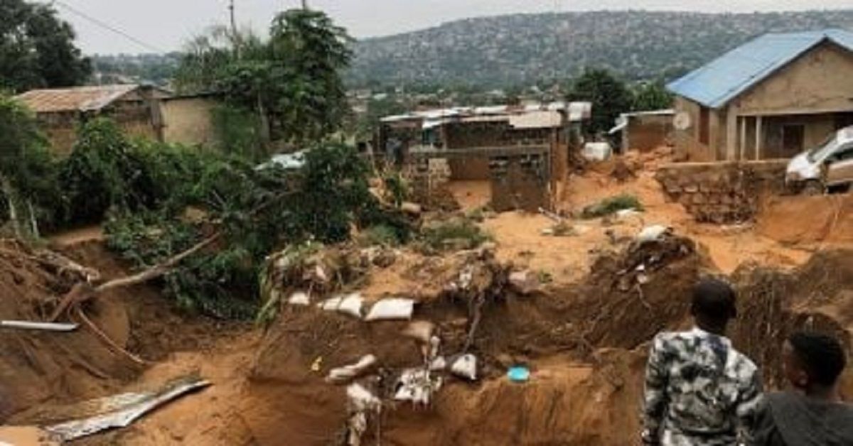 ضحايا وانهيارات أرضية في الصين