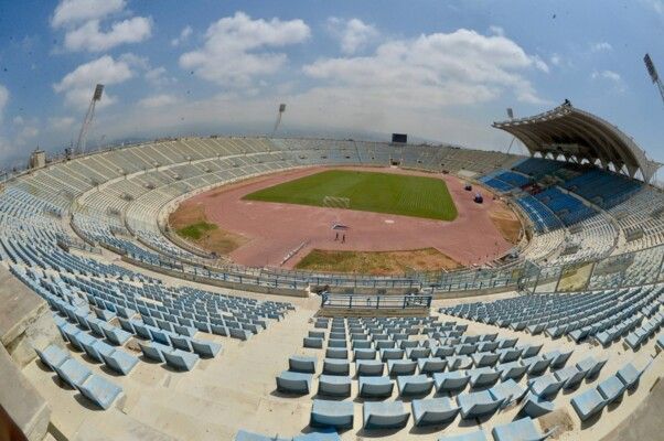 هتافات مؤيدة لحزب الله خلال تواجد نواف سلام في المدينة الرياضية لافتتاحها في مباراة النجمة والأنصار