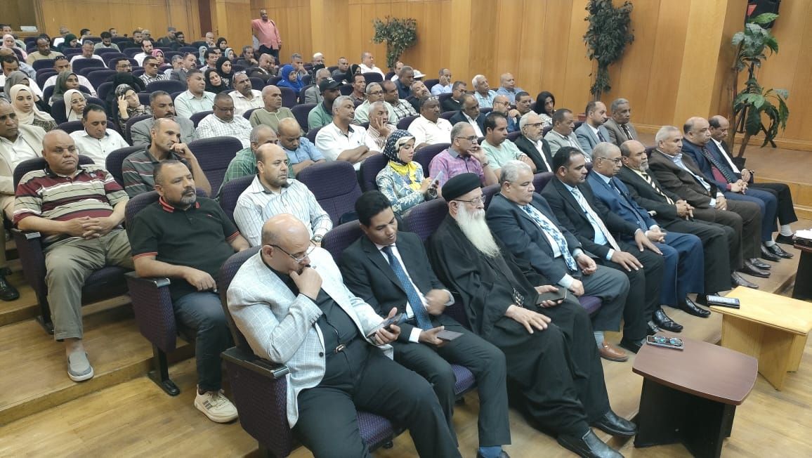 اقتصادية حقوق الإنسان تلتقى القيادات التنفيذية والمجتمعية بمحافظة الأقصر