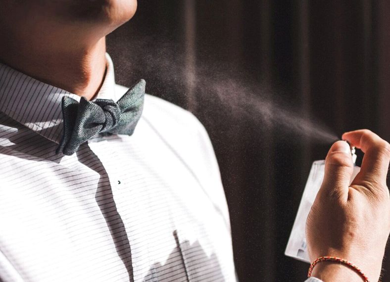 الامارات | استخدام العطور قد يضر بصحتك