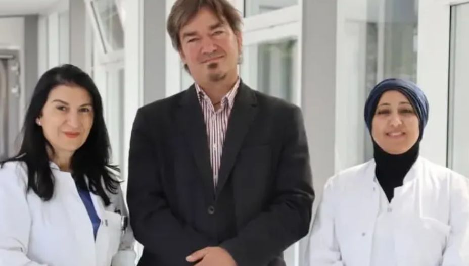 في أحد مستشفيات ألمانيا...طبيبة يمنية تتقلد منصبًا مرموقًا