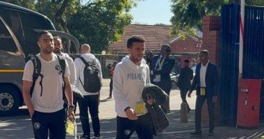 بيراميدز يصل ملعب لوفتس فيرسفيلد لمواجهة صن داونز فى نهائي أبطال أفريقيا