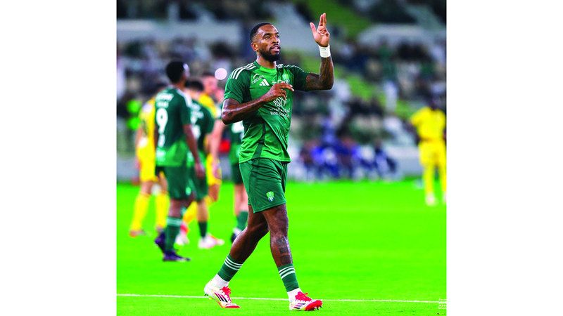 الامارات | منتخب إنجلترا يستدعي هداف الأهلي السعودي إيفان توني