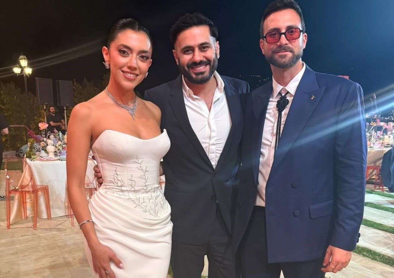 أمنيات بالحب والسعادة من عبد الله بوشهري لـ ستيفاني عطالله وجوزيف عبود