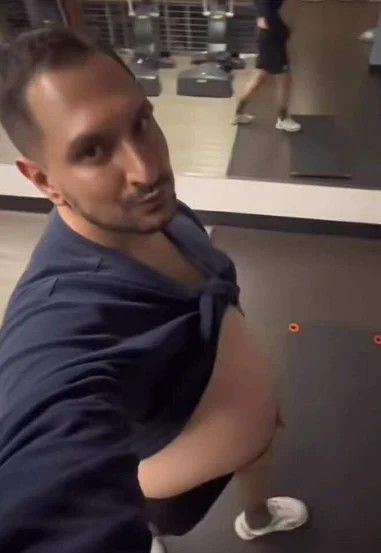 قصة أحمد فاتح أول رجل عربى يخوض تجربة الحمل والولادة "الرجل الحامل"